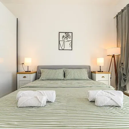 Coresi Mountain View City