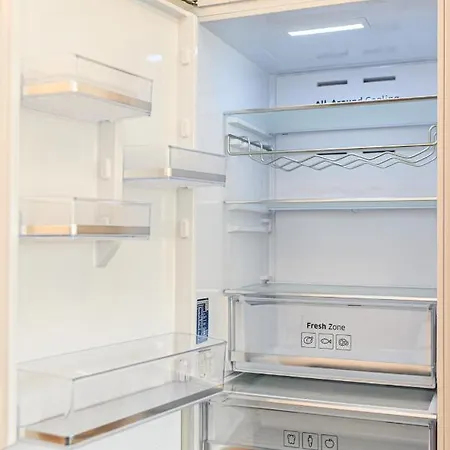 Apartment Coresi Mountain View City