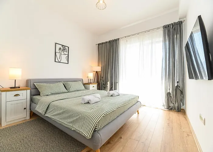 Apartment Coresi Mountain View City *